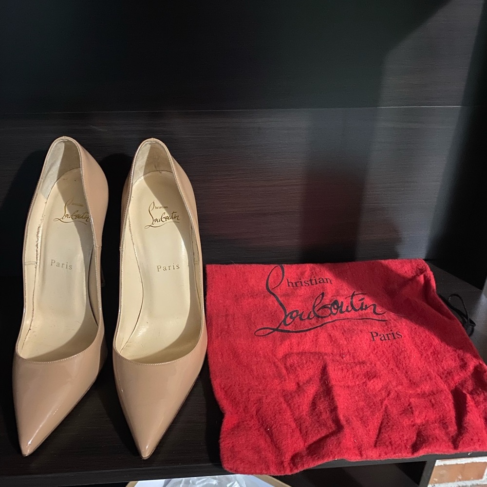Christian Louboutin So Kate 120 Patent Nude 38.5. Like new with box and dust bag